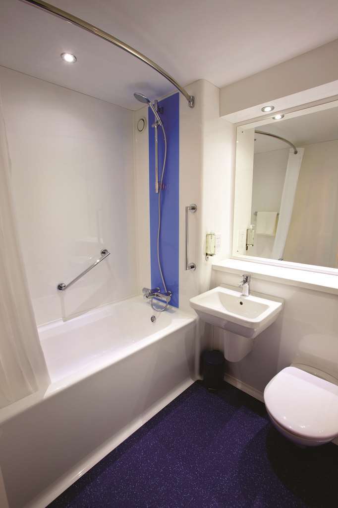 Travelodge Newark North Muskham Norwell Room photo